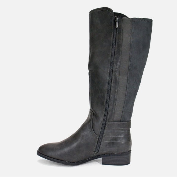 Scott's Leandraa is a gorgeous riding boot! EXTRA wide calf! - Picture 3 of 7